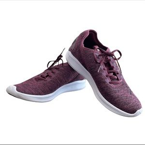 Puma women’s athletic shoes. Size 11